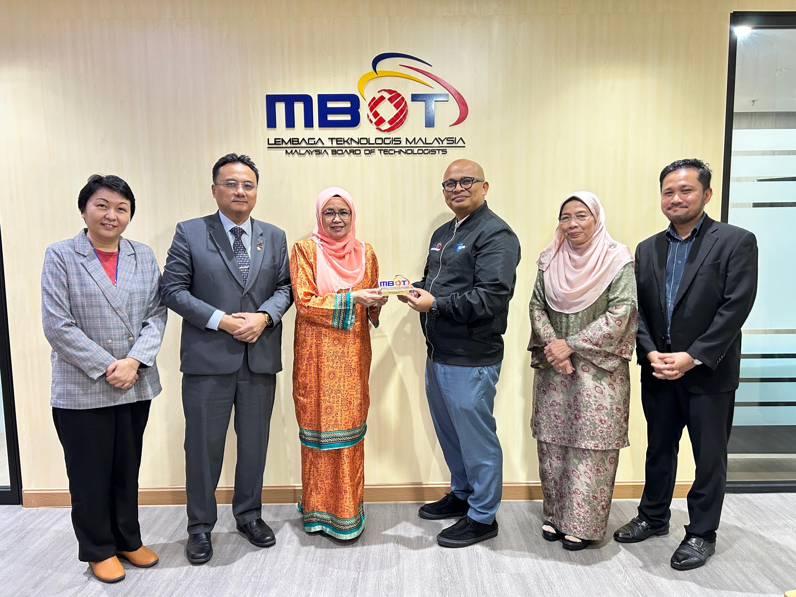 UM-WALES AND MBOT FORGE STRATEGIC PARTNERSHIP TO ELEVATE TECHNOLOGY EDUCATION STANDARDS